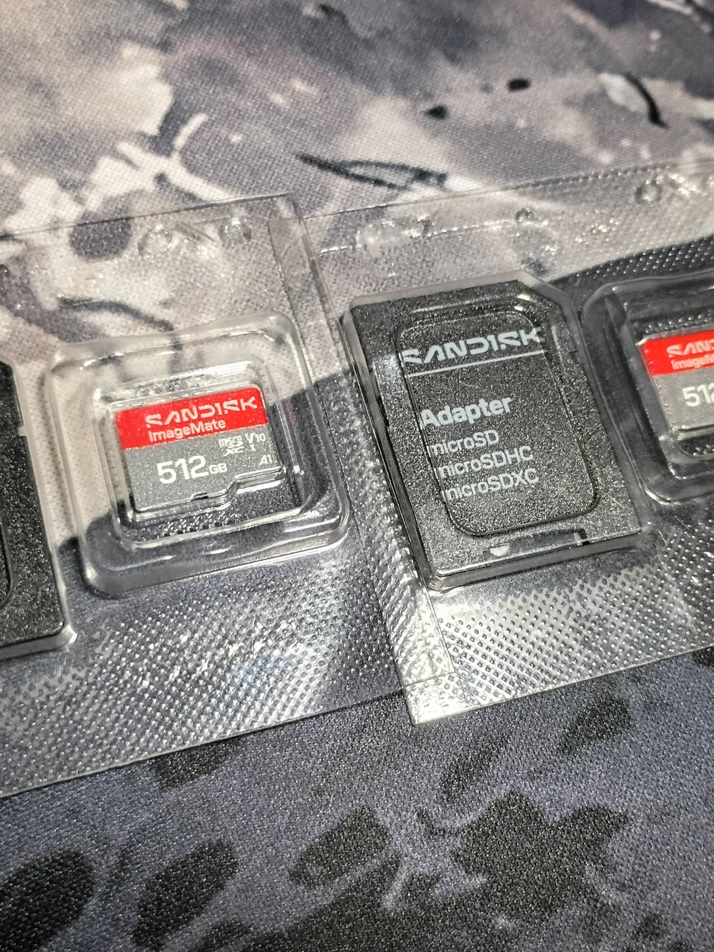 SanDisk Black SD Adapter with Red-Accented 512GB microSD Card